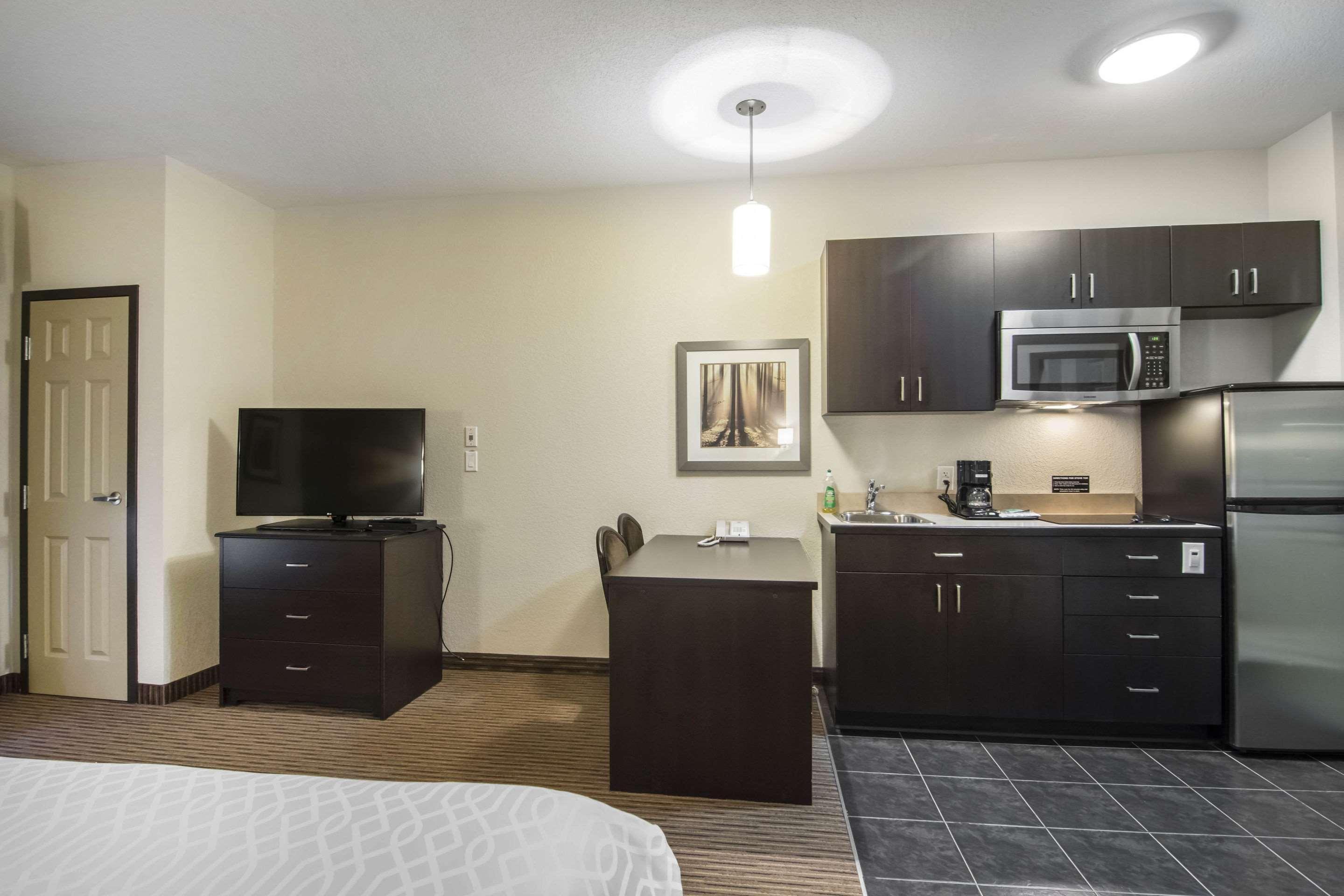 Quality Inn & Suites Thompson Esterno foto