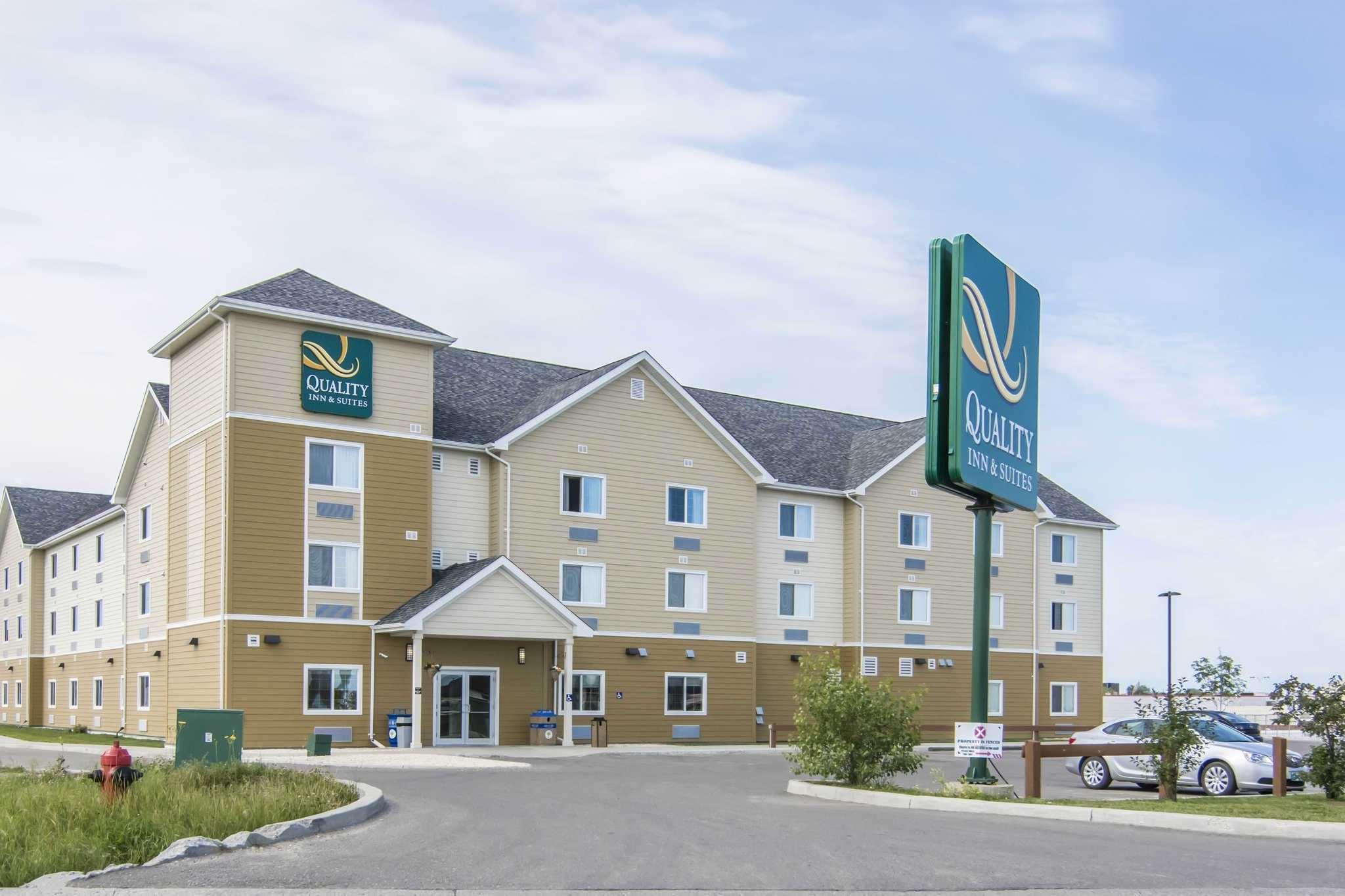 Quality Inn & Suites Thompson Esterno foto
